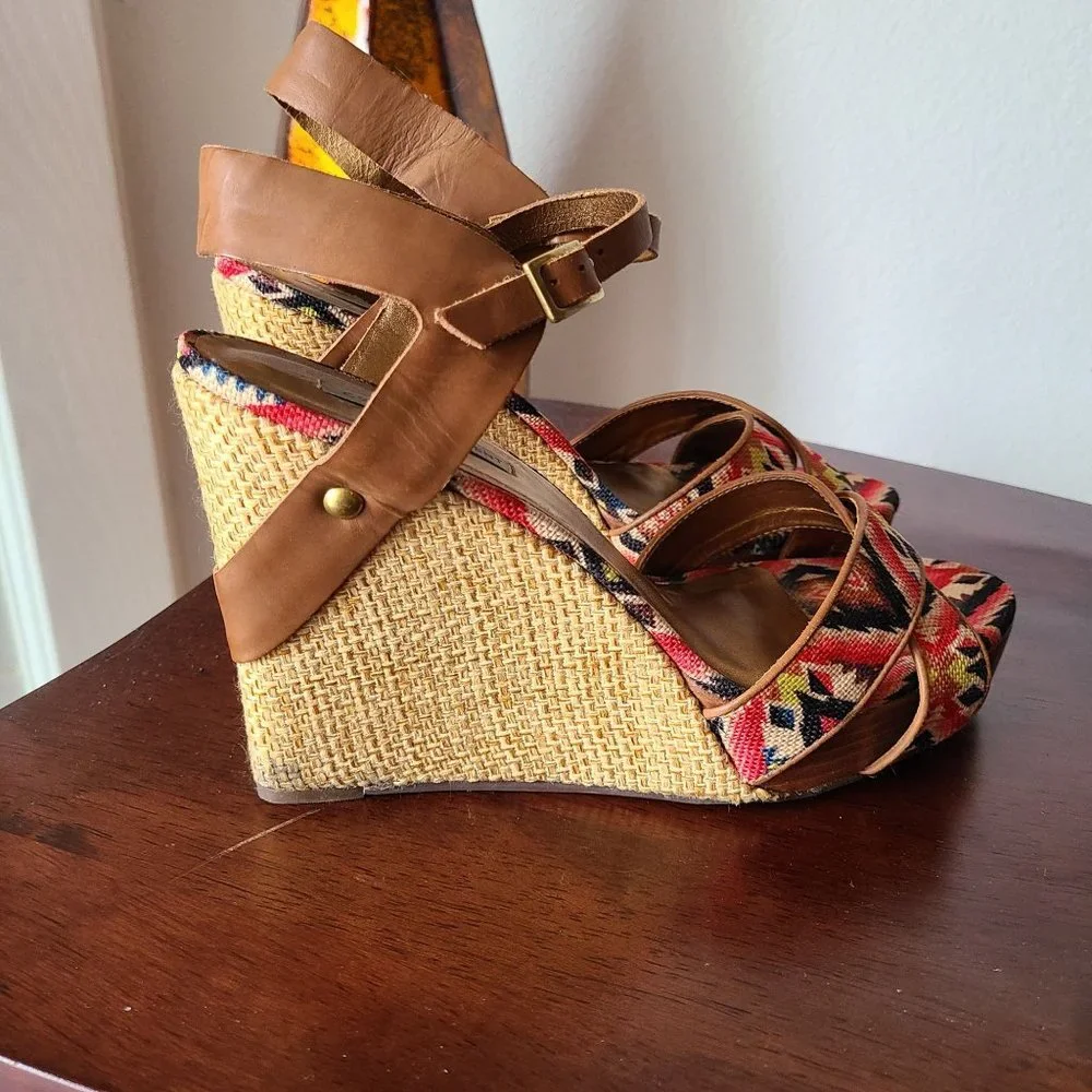 Cynthia Vincent good used